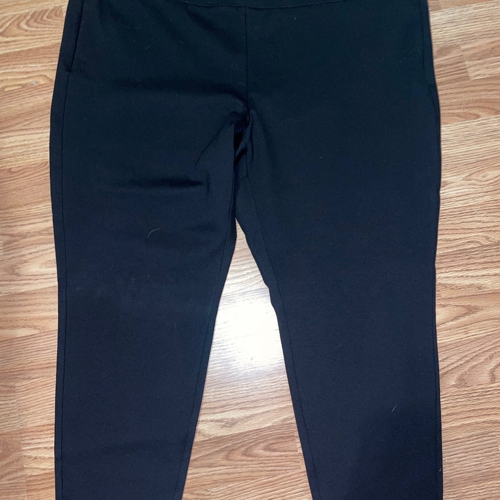 Torrid leggings nwt size 4